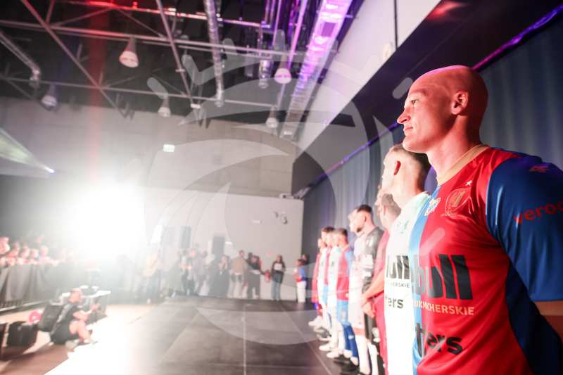 Sport: PIAST GLIWICE PREZENTACJA DRUZYNY - Agencja Fotograficzna